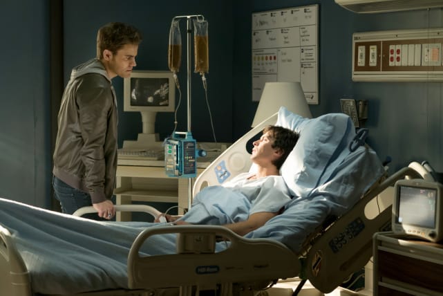Damon's Down - The Vampire Diaries Season 8 Episode 8