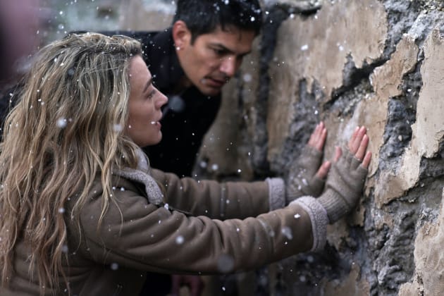 Rescue Mission - La Brea Season 1 Episode 7