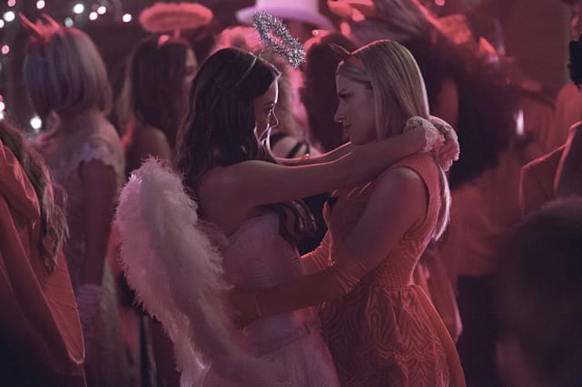 Can They Have This Dance? - The Vampire Diaries Season 7 Episode 4