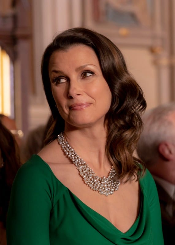 Erin Celebrates - Blue Bloods Season 9 Episode 22