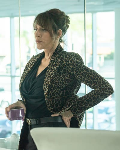 Fierce Female - Grand Hotel Season 1 Episode 9