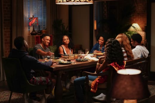 New Family Dinners - All American: Homecoming Season 1 Episode 1