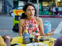 Abby vs. the Coach - Girlfriends' Guide to Divorce