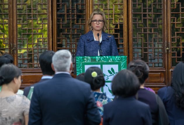 Elizabeth Makes a Speech - Madam Secretary Season 5 Episode 7