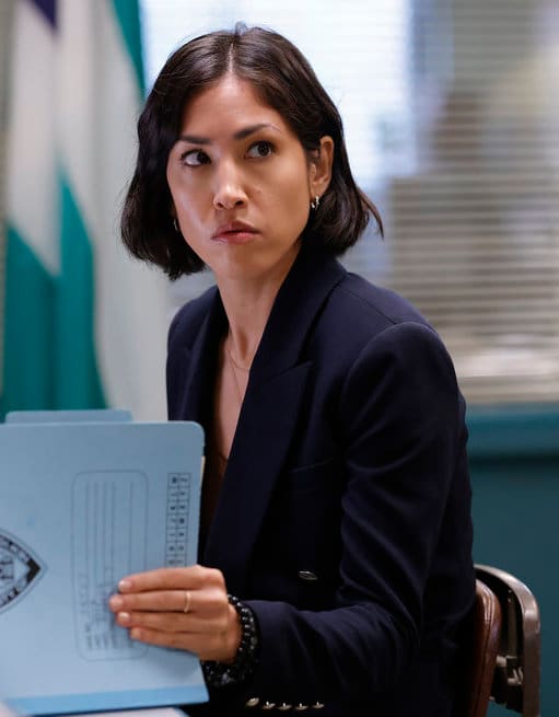 Violet Helps Get Justice - Law & Order Season 22 Episode 5