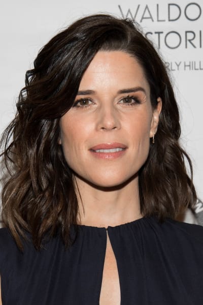 Actress Neve Campbell attends 'Los Angeles Confidential Women of Influence tea hosted by Neve Campbell' 