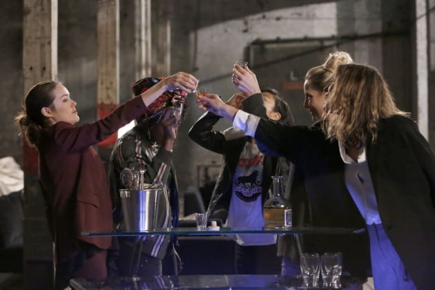 Shots! Shots! Shots! - The Blacklist Season 4 Episode 11