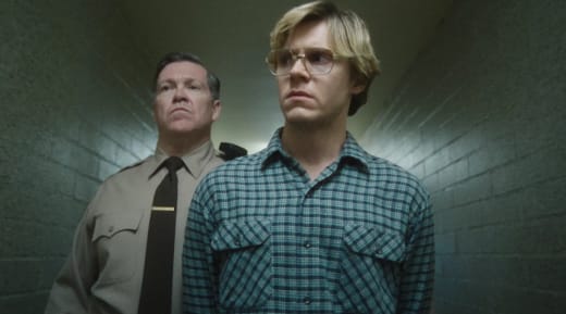 Evan Peters as Dahmer on Netflix