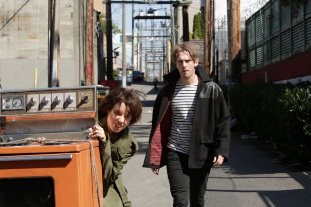 David and Lenny Look to Score - Legion Season 1 Episode 2
