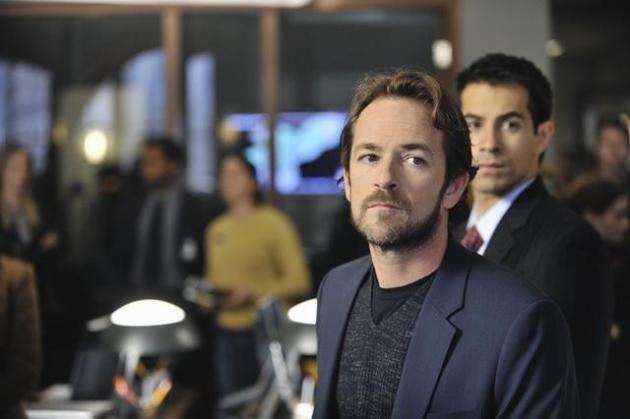 Luke Perry on Body of Proof