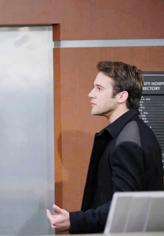 Protecting The Woman He Loves - Days of Our Lives
