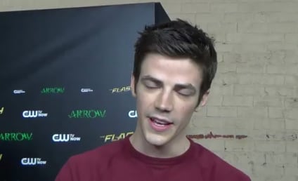 The Flash Cast Previews Arrow Crossover Special, Doing Battle with Stephen Amell & More