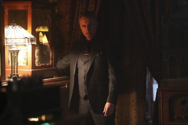 Late Night Visit - Once Upon a Time Season 6 Episode 8