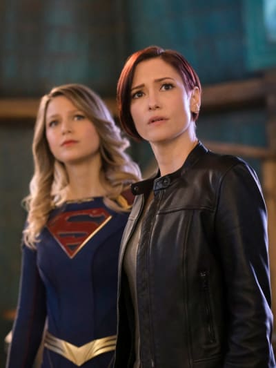 Sisters - Supergirl Season 6 Episode 8