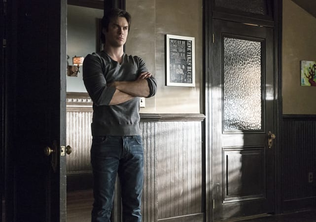 Mirroring - The Vampire Diaries Season 6 Episode 17