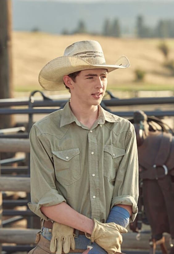 Carter Sidelined Yellowstone Season 5 Episode 8 TV Fanatic