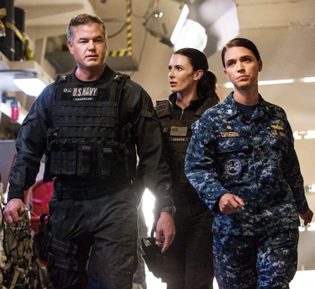 Stalling for Time - The Last Ship Season 5 Episode 8