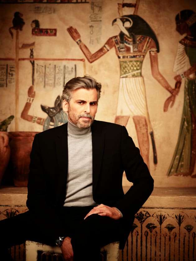 Oded Fehr in Blood & Treasure