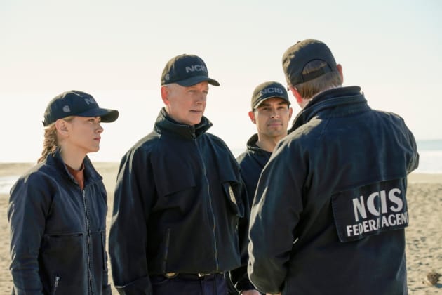 Searching For a Pilot - NCIS