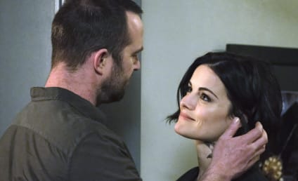 Watch Blindspot Online: Season 3 Episode 22