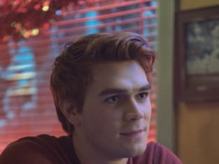 Riverdale season 2 episode 13 watch online sale