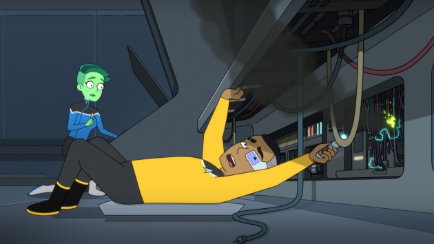 Tendi and Rutherford on Repairs - Star Trek: Lower Decks Season 1 Episode 5
