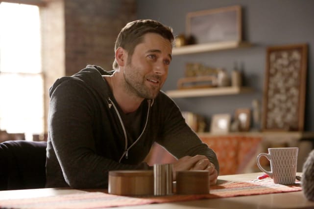 Tom relaxes with his morning coffee - The Blacklist Season 4 Episode 12