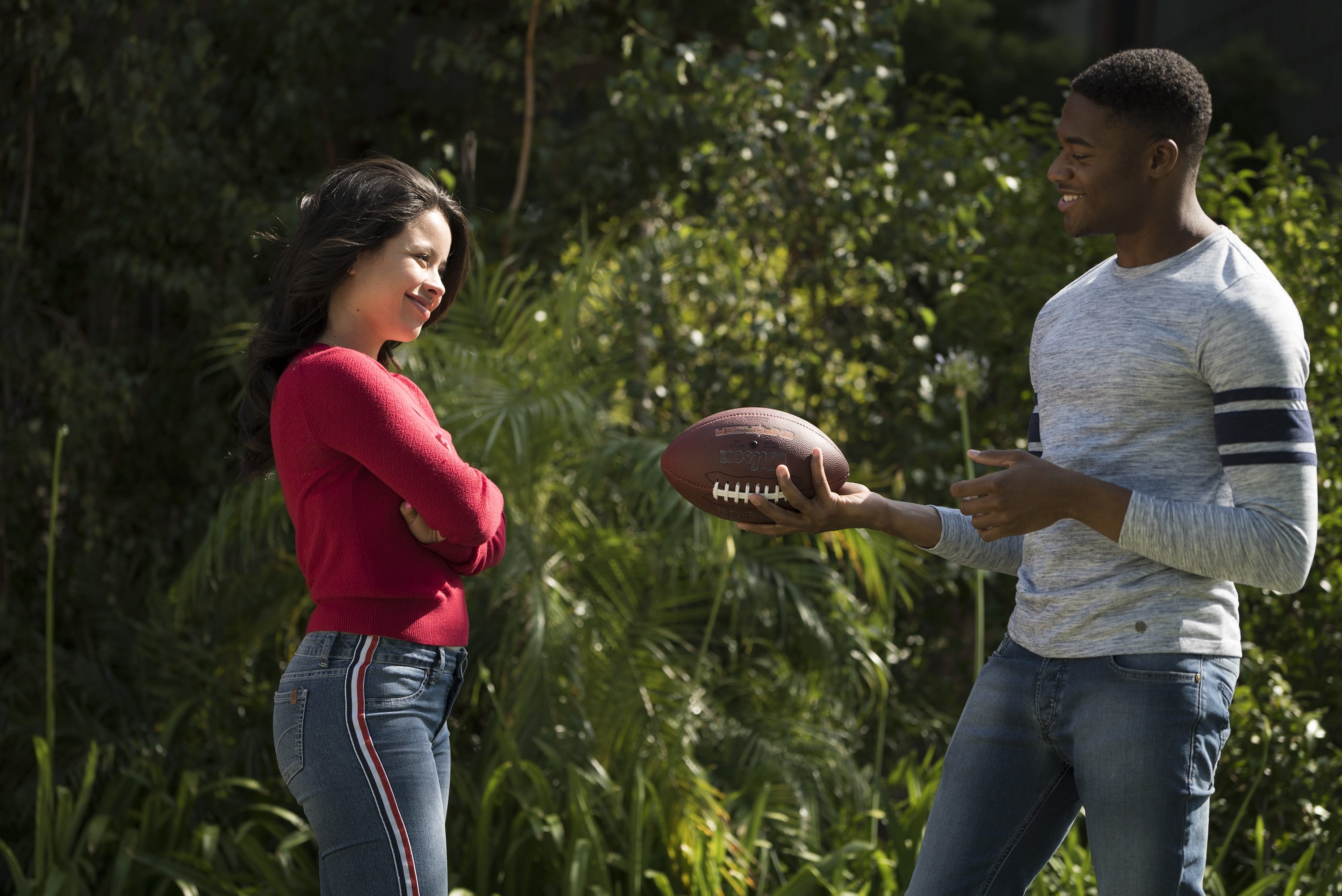 Defensive Mariana - The Fosters Season 5 Episode 7 - TV Fanatic