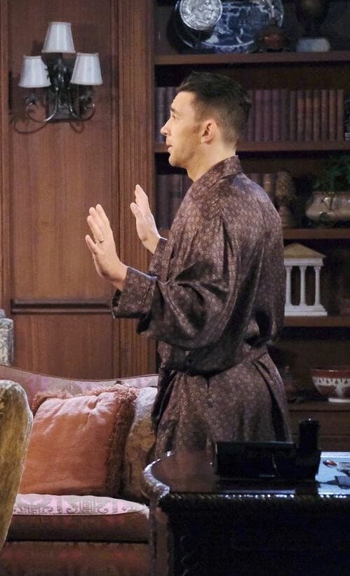 Threatening Chad/Tall - Days of Our Lives