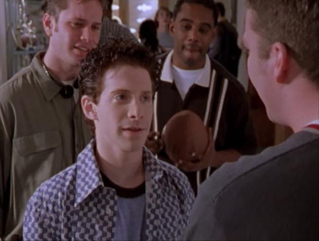 Guy Talk - Buffy the Vampire Slayer Season 2 Episode 15