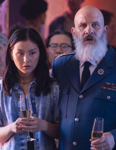 Stunned Roches - Snowpiercer Season 3 Episode 9