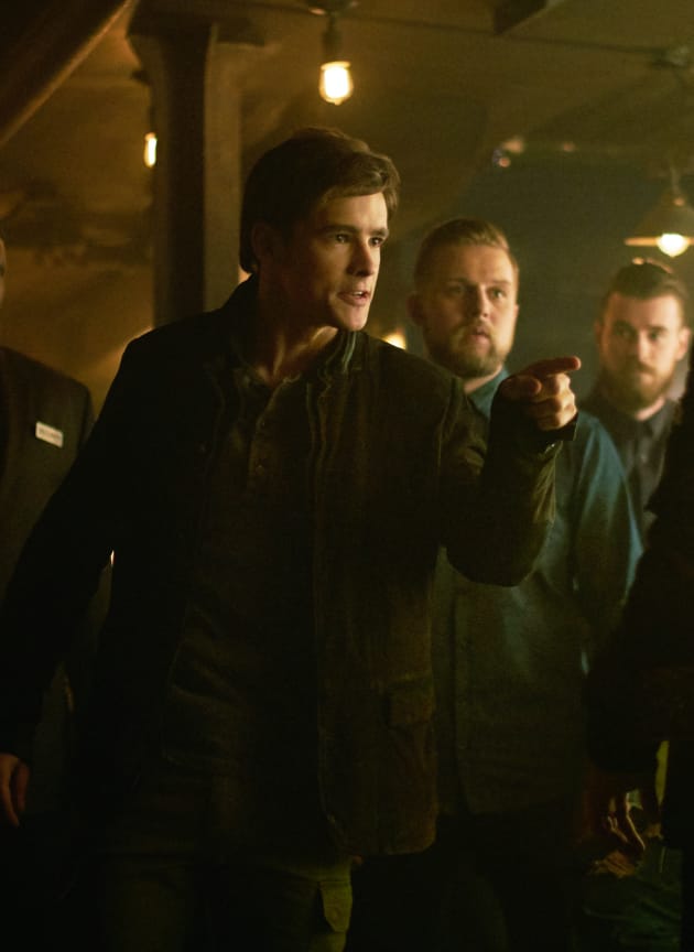 Robin Is Mad - Titans Season 1 Episode 6