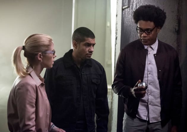 The Outlaws - Arrow Season 7 Episode 2