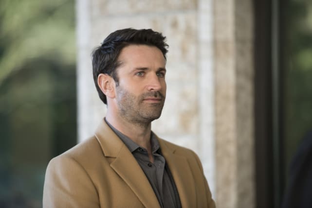 Mick joins in the party - Supernatural Season 12 Episode 16