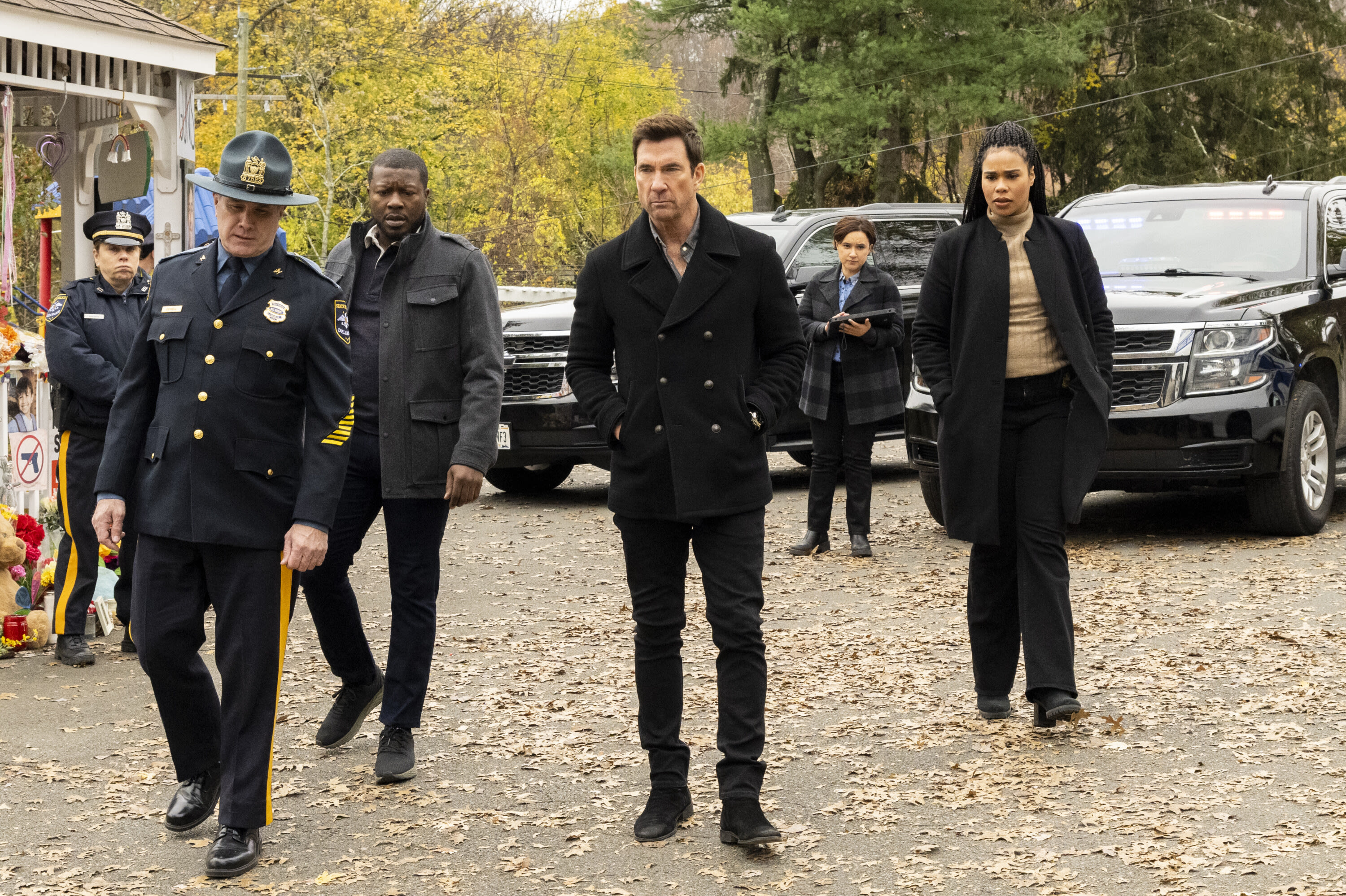 Fbi and fbi: most wanted crossover сериал. фильм преступник 2020 года. супер боевик 2020 преступник. фильм преступник 2020. кадры.