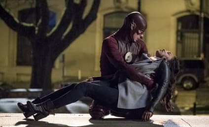 The Flash Photos: What's Barry's Next Move?