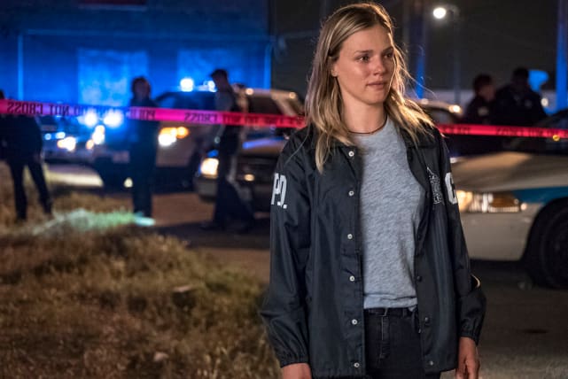 Scene of the Crime - Chicago PD Season 5 Episode 6