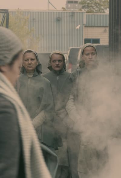 The Handmaid s Tale Season 3 Stumbles Out of the Gate TV Fanatic