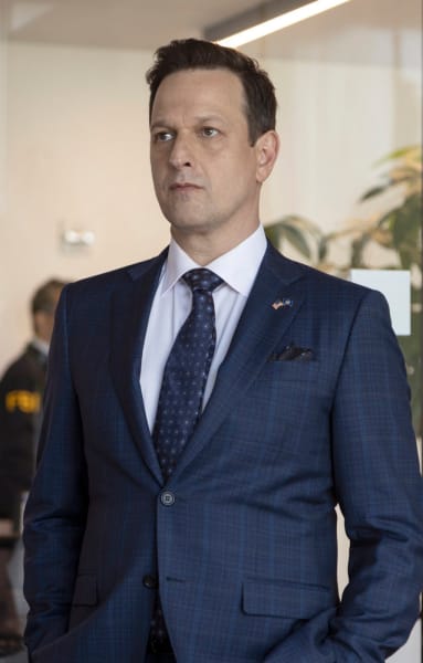 Josh Charles Guest Stars - Law & Order: Organized Crime Season 1 Episode 7