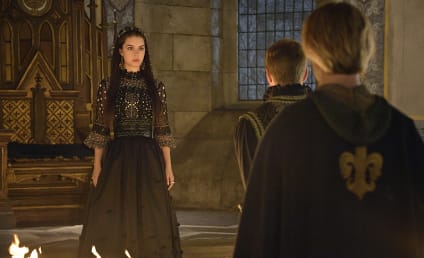 Reign Series 2 Premiere Photos: Separated!