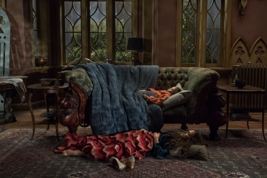 The Haunting of Hill House Review Twas A Dark And Stormy Night