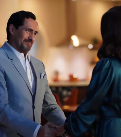 The Charmer - Grand Hotel Season 1 Episode 12