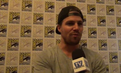 Stephen Amell Previews Very "Different" Arrow Season 4