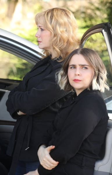 Discussing Options - Good Girls Season 3 Episode 8 