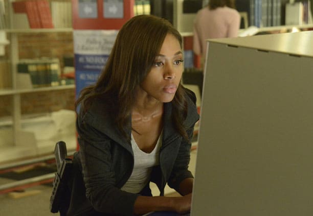 Abbie Looking For Clues - Sleepy Hollow Season 2 Episode 5