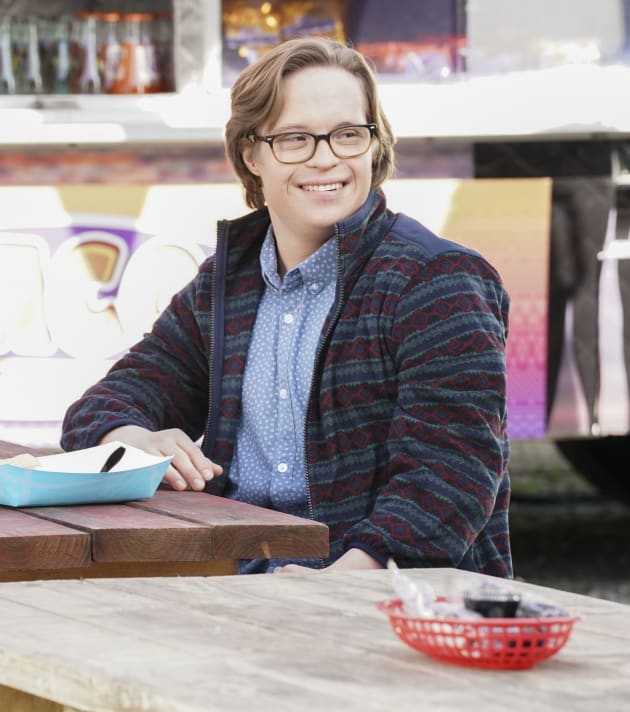Ansel In Love - Stumptown Season 1 Episode 16