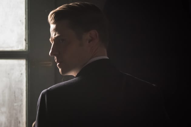 Don't Look Back - Gotham Season 3 Episode 12