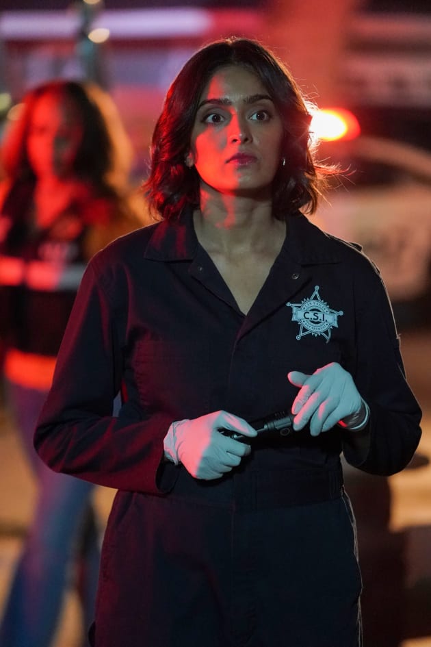 Mysterious Print - CSI: Vegas Season 2 Episode 7