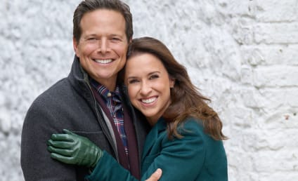 Lacey Chabert Reunites With Party of Five Co-Star Scott Wolf for A Merry Scottish Christmas at Hallmark