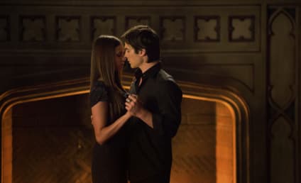 The Vampire Diaries Photos: Dancing with Delena